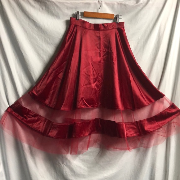 Red sheer Pin up style tulle polyester skirt good condition med - Picture 1 of 15